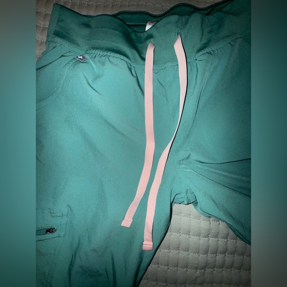 Figs Scrub Pants Womens Green Zamora Jogger Technical Collection Bottom Sz S EUC - Picture 15 of 15